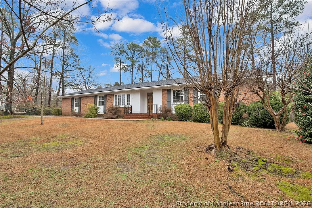 3 bed, 2.0 bath, 1580 sqft, $2,000 — Photo 3