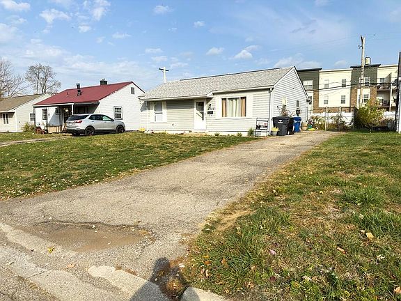3rd image of 4622 Saint Francis Ln