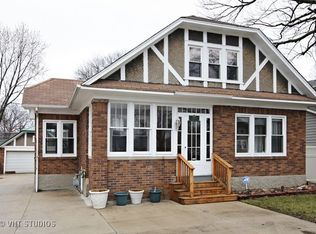 4208 Main St, Downers Grove, IL 60515