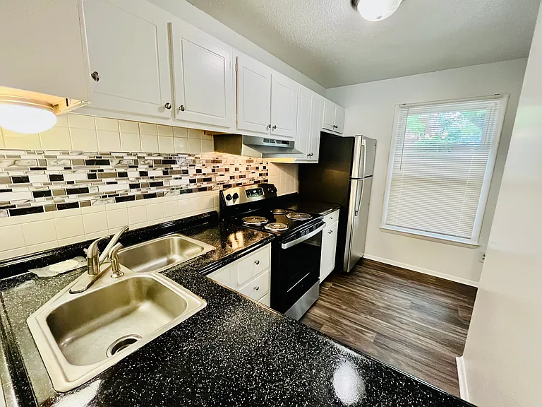 Twincity Townhomes — Photo 46