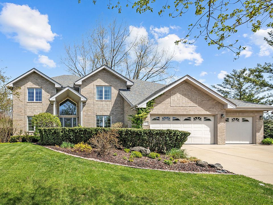 1st image of 3203 Hickory Creek Dr