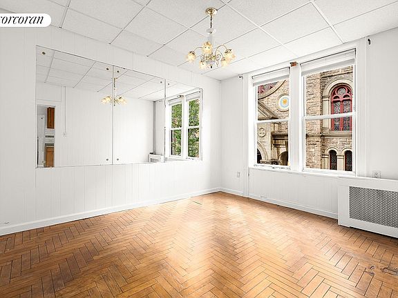 4th image of 150 Sullivan St APT 17