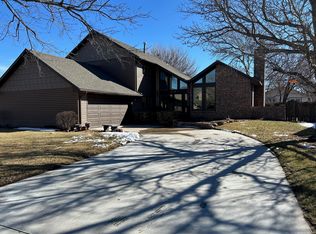 2528 Dry Crk, Great Bend, KS 67530