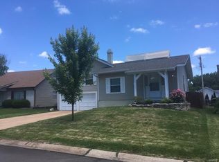 5 Michelle Ln, Saint Peters, MO