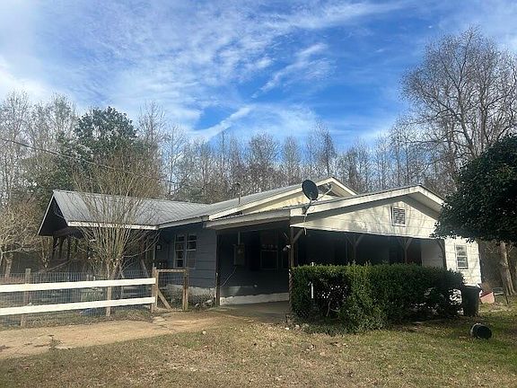 4th image of 1634 Spring Hill Rd