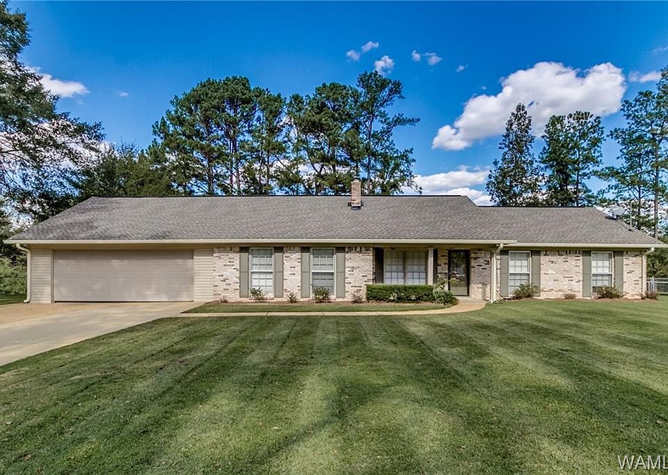 1st image of 406 Monterey Dr
