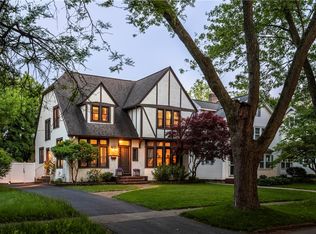 36 Hollywood Ave, Rochester, NY 14618