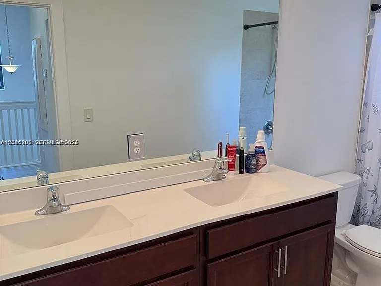 156 NE 24th Ave — Photo 24