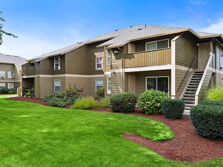 Cedar Creek Village — Photo 15