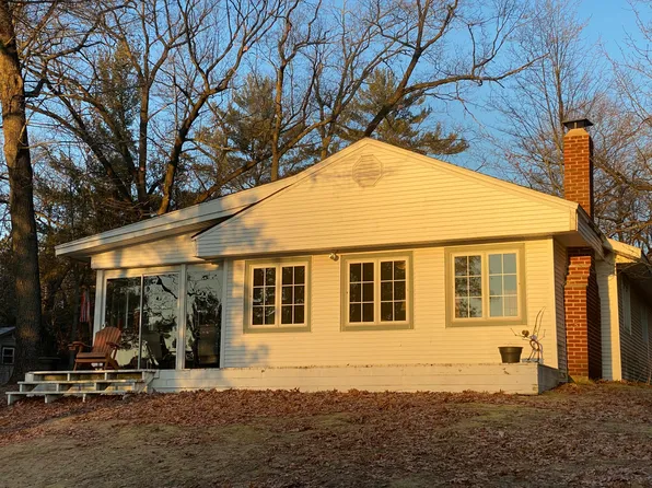 40 N Jackpine Rd, Fountain, MI 49410