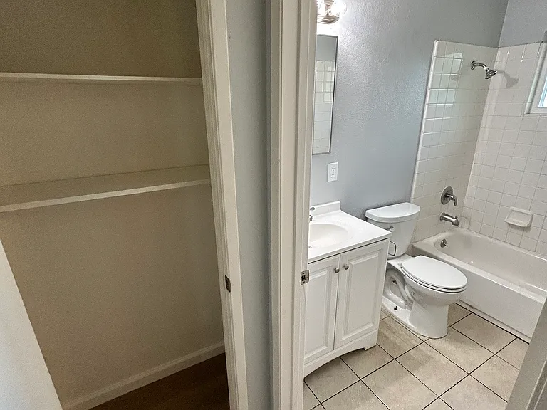1007 Leigh Ave #7 — Photo 14