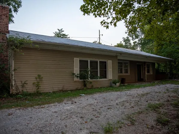 1572 SW Webbs Camp Rd, Walling, TN 38587