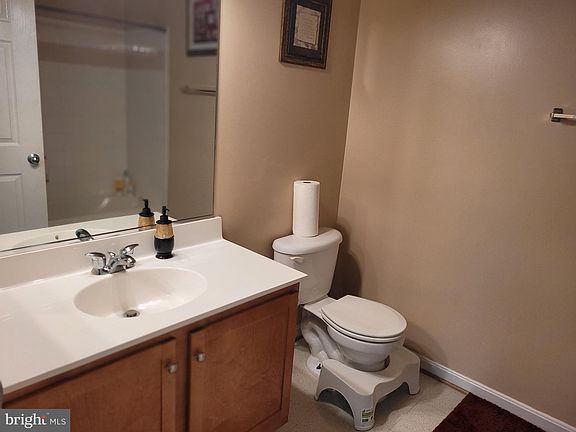 4th image of 4850 Eisenhower Ave Unit 317