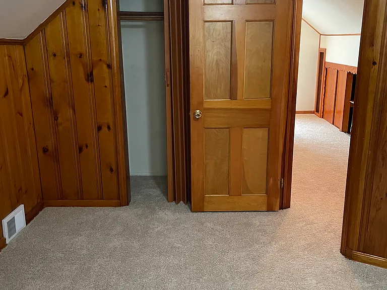 Upstairs Bedroom 2