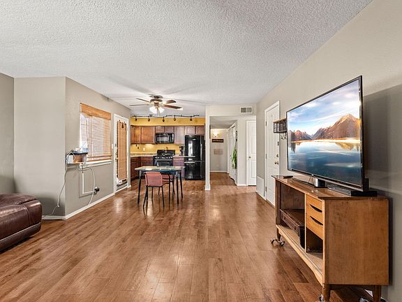 3rd image of 6232 Dona Linda Pl NW