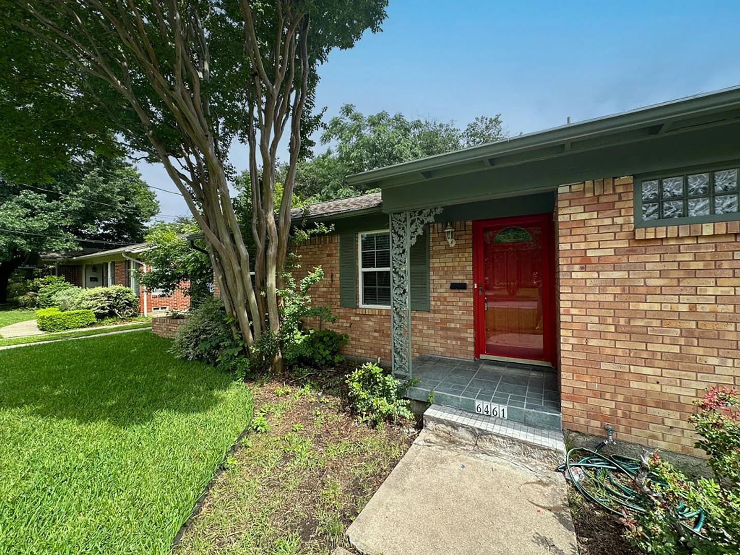 Wonderful home located in Dallas, TX — Photo 3
