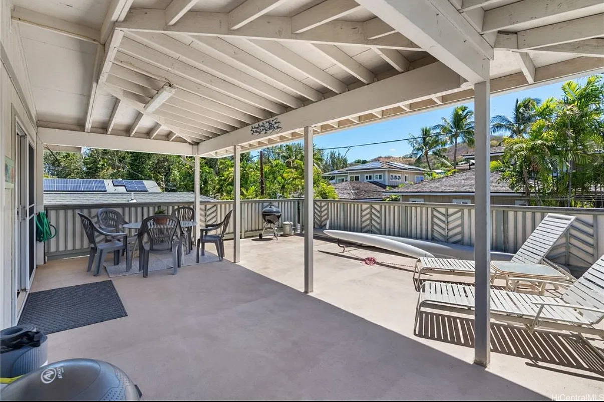 3 bed, 950 sqft, $7,150 — Photo 4
