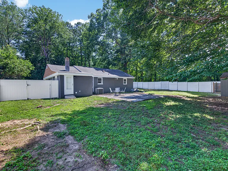 301 Boundary Rd — Photo 26