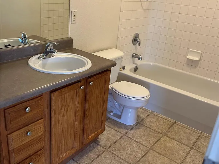 17142 E Louisiana Dr — Photo 14