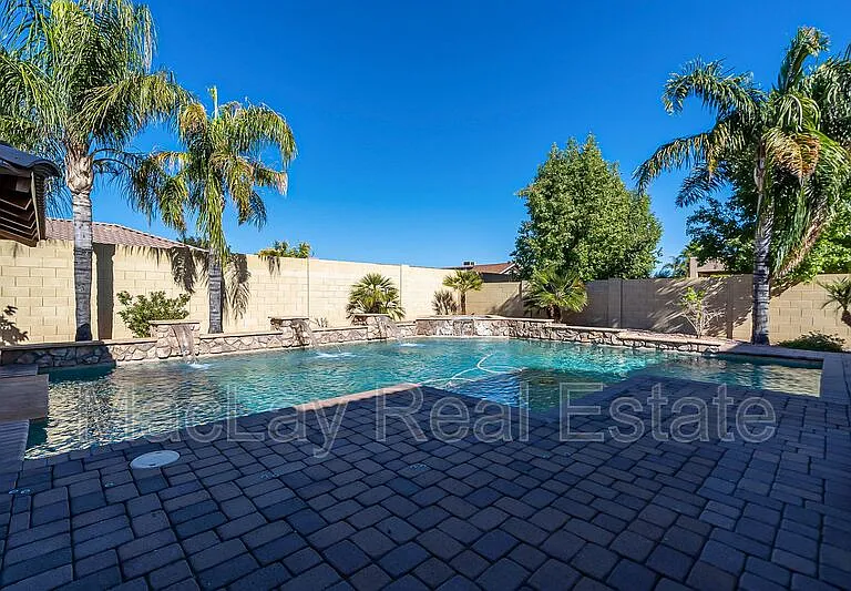 2720 E Jade Pl — Photo 57