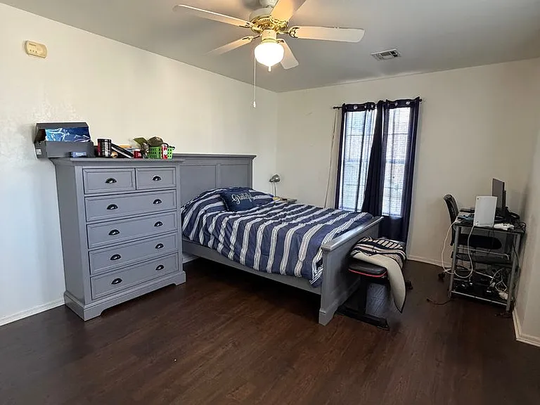 1508 N Yellowood Ave — Photo 16