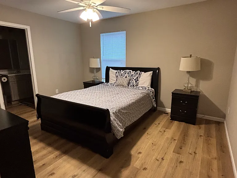305 Sanford Ave #101 — Photo 7