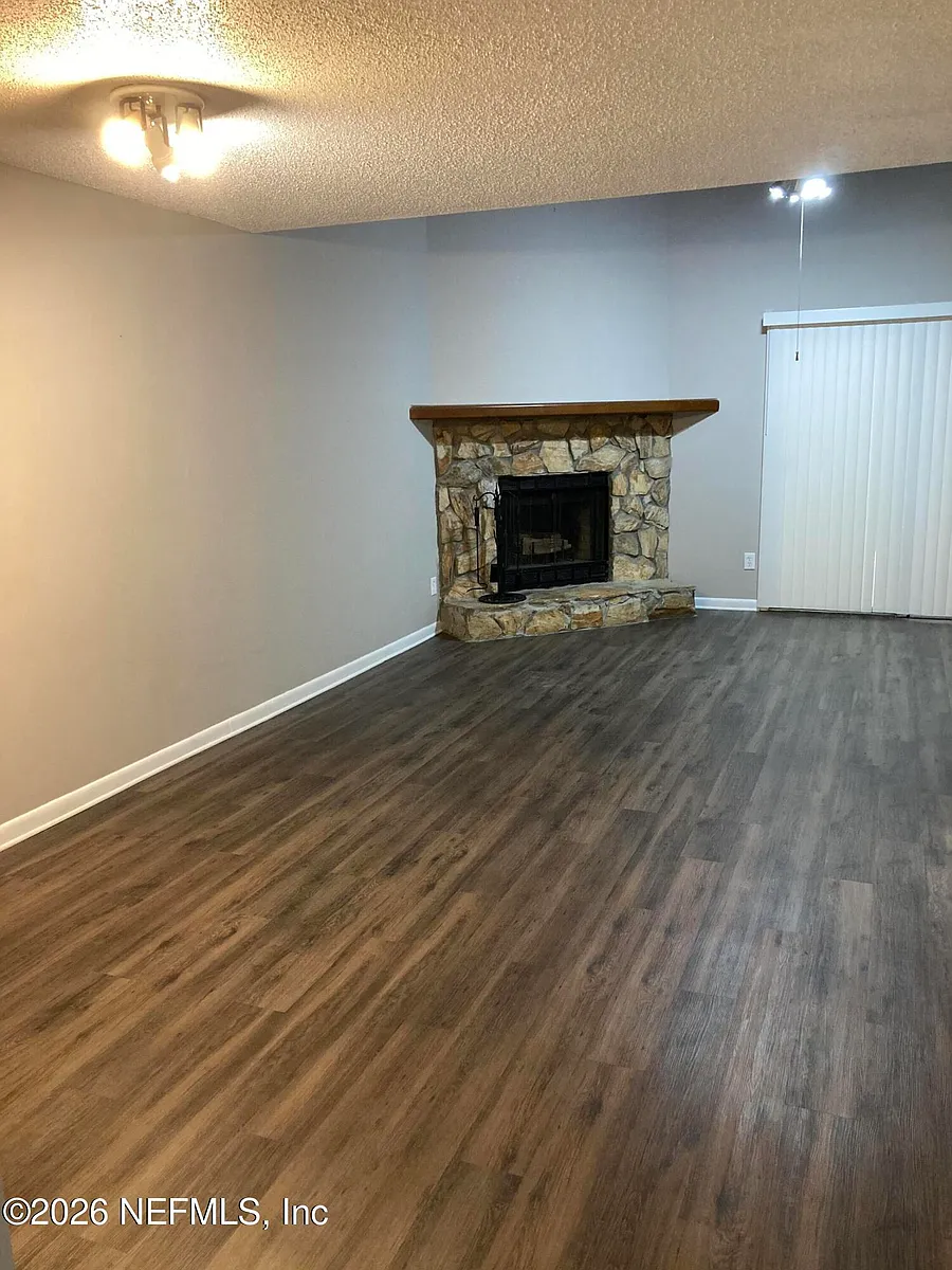 Building Photo - 8618 Colony Pine Cir W