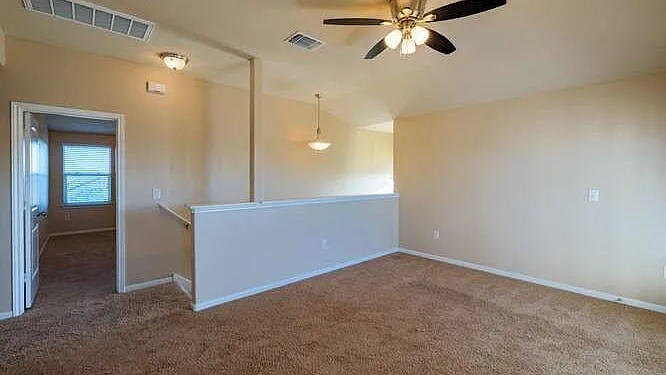 402 Zenith Rd — Photo 38