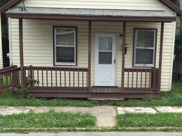 128 W Water St, Mount Union, PA 17066