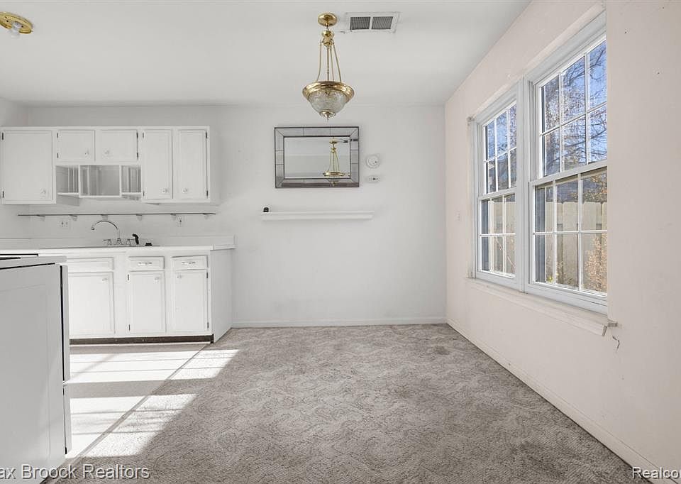 39535 Village Wood Rd Novi, MI Zillow Apartments for Rent in Novi