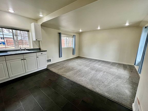 3rd image of 1601 E Coeur Dalene Ave #B