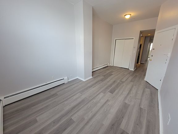 3rd image of 596 Westside Ave #8E