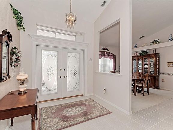 4th image of 378 Eden Dr