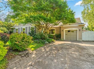 6428 SW 46th Pl, Portland, OR 97221