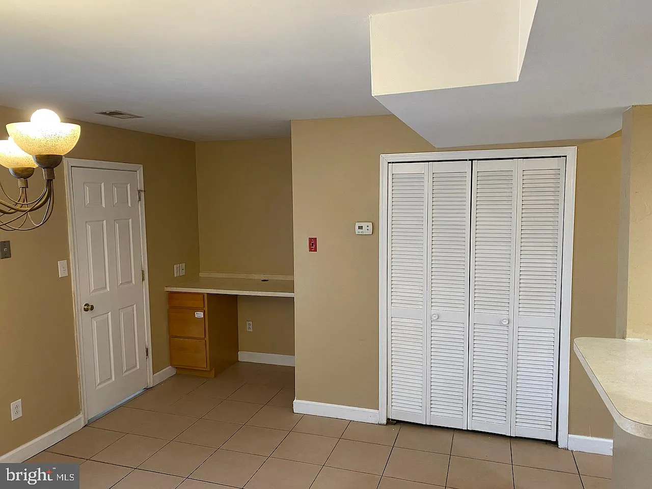 3 bed, 1.5 bath, 1224 sqft, $1,450 — Photo 3