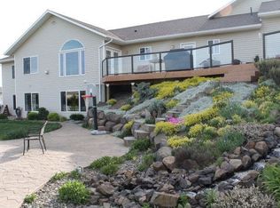 1700 NW Canyon View Dr, Pullman, WA 99163