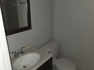 1649 Arlyn Cir APT M, Charlotte, NC 28213