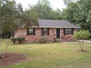 Home on one acre corner lot — Photo 1