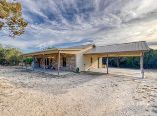 29 Lonesome Dove Loop, Concan, TX 78838