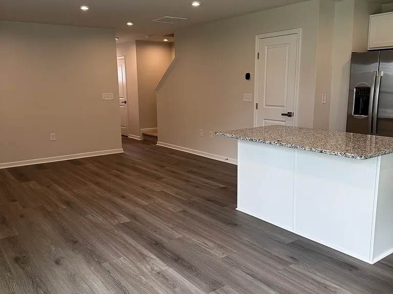 272 Christiana Ln — Photo 8