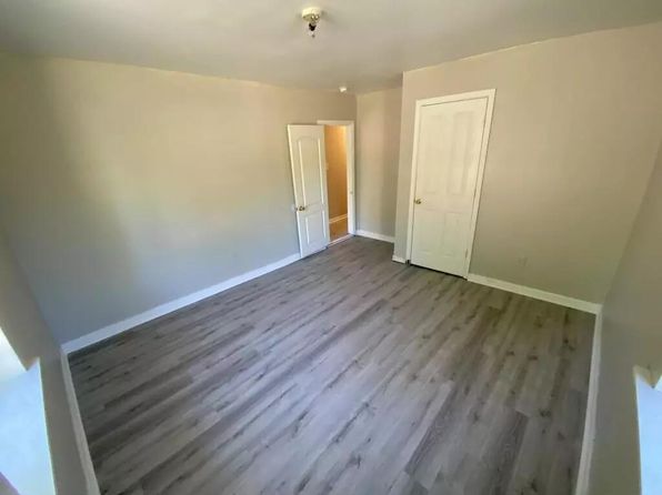 charleston-south-carolina-2079622815 picture