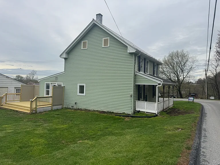 242 Summitville Rd — Photo 22