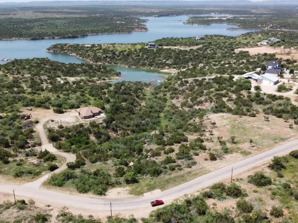 54 N Ridge Dr, Justiceburg, TX 79330