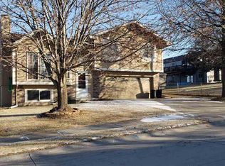 5613 N 131st St, Omaha, NE 68164