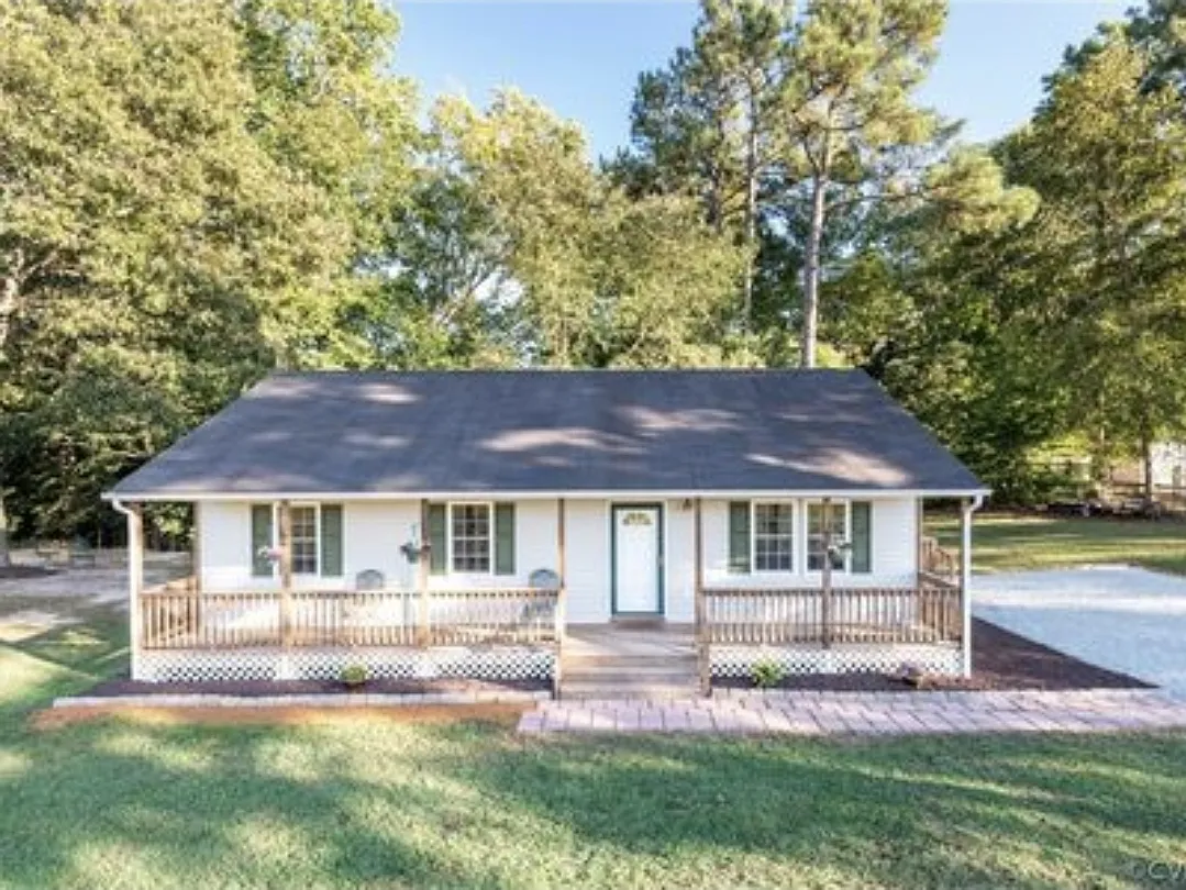 448 Mill Run Ave — Photo 1