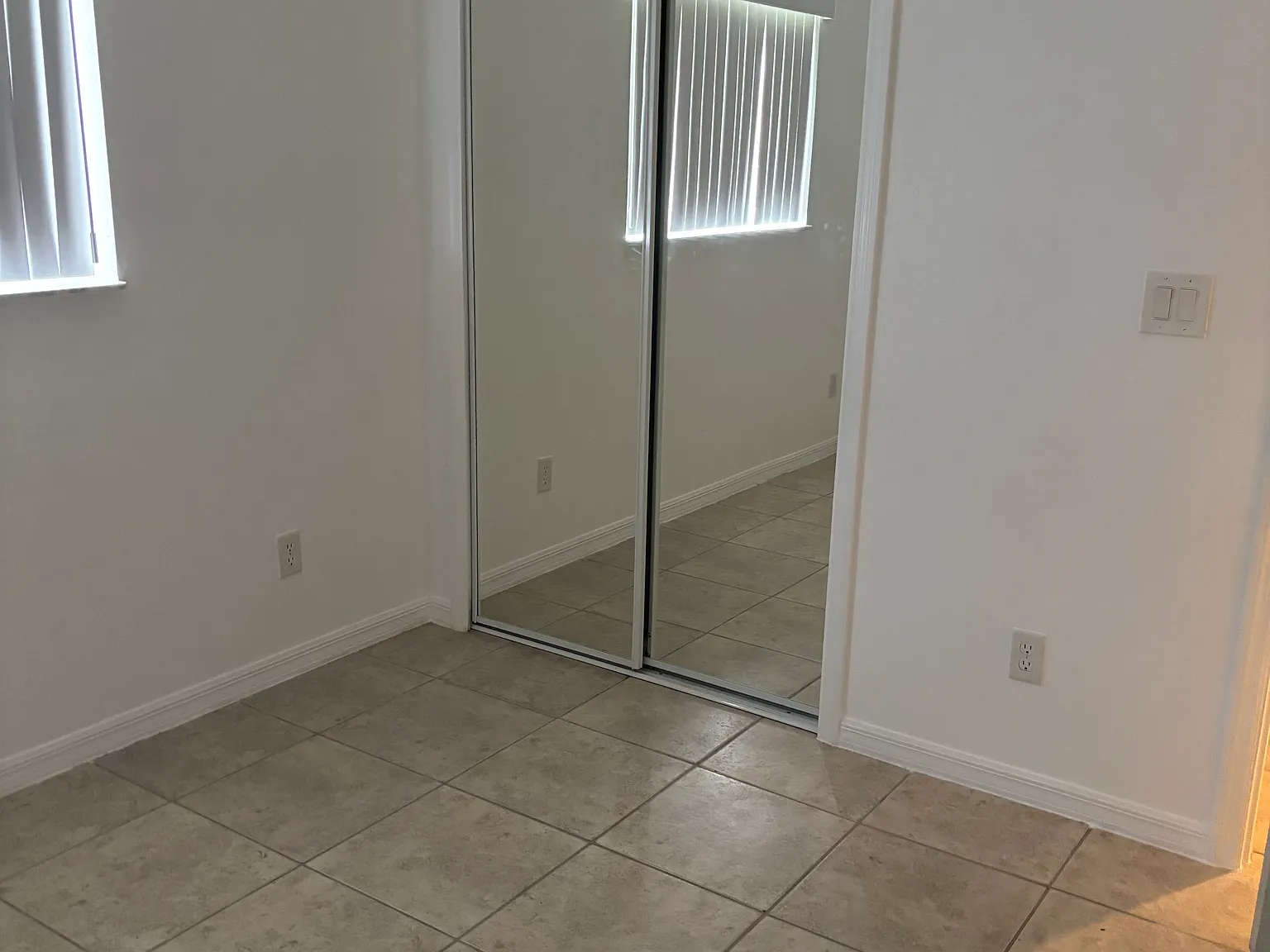 3 bed, 1300 sqft, $1,695 — Photo 4