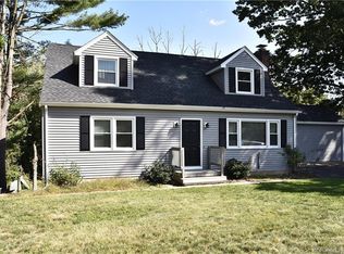 272 Woodhouse Ave, Wallingford, CT 06492