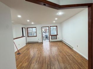 172-07A 90th Ave APT 3, Jamaica, NY 11432