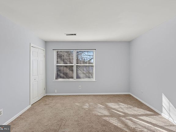 2nd image of 426 Harmon Rd Floor 2