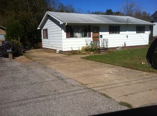 106 Reynolds St, Spencer, WV